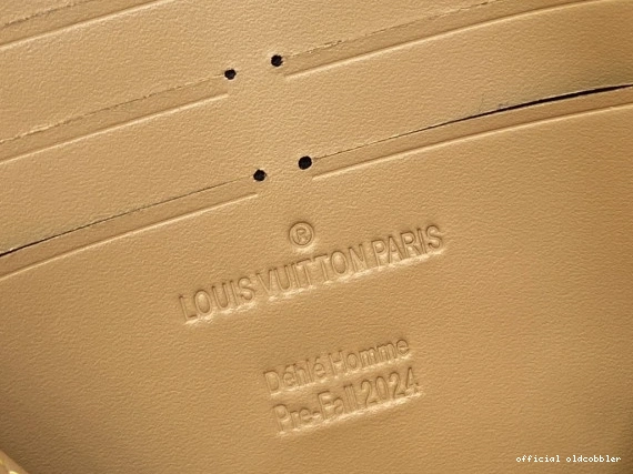 Official oldcobbler LOUIS VOYAGE-27*21*6CM POCHETTE VUITTON 0713